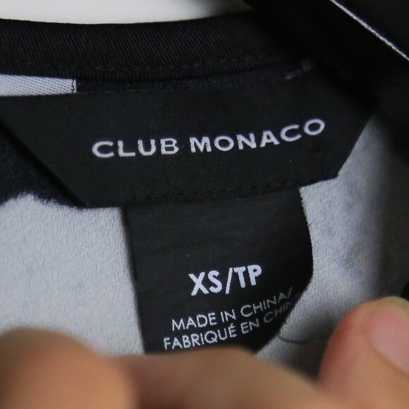 Club Monaco Floral Open Cut Long Sleeve High Neck Black Blouse Size XS - Picture 3 of 7